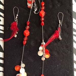 Red beaded & disc necklace w/ red feather earrings